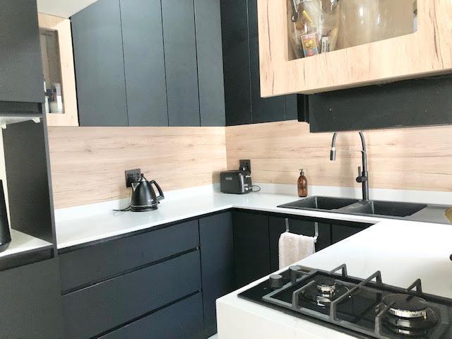 3 Bedroom Property for Sale in Sea Point Western Cape